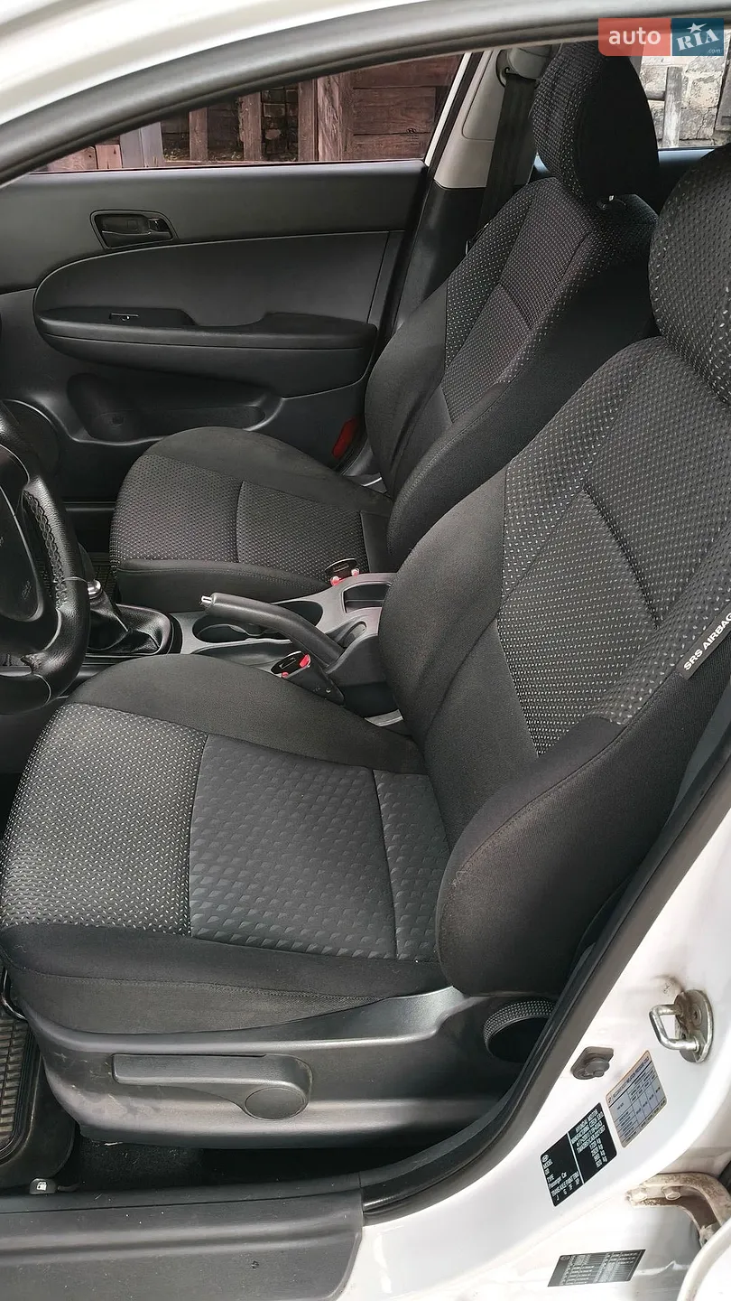 2011 Hyundai i30 - мініатюра 14
