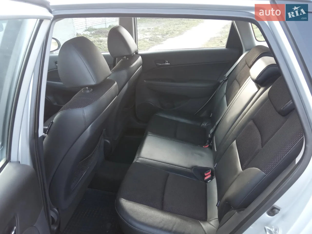 2011 Hyundai i30 - мініатюра 12