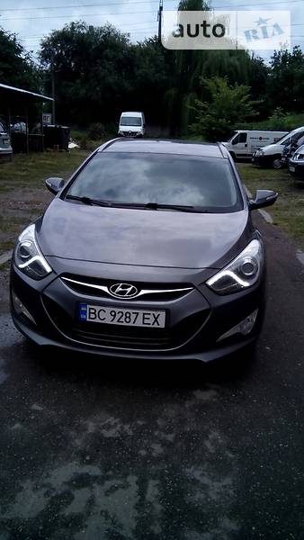 Универсал Hyundai i40 2013 в Львове