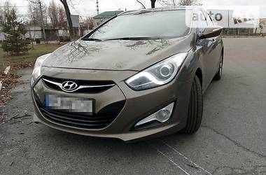 Универсал Hyundai i40 2011 в Киеве