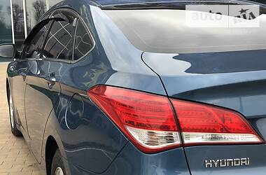 Седан Hyundai i40 2011 в 