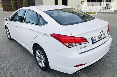 Седан Hyundai i40 2014 в Стрые