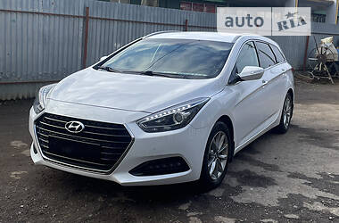 Універсал Hyundai i40 2017 в Ужгороді