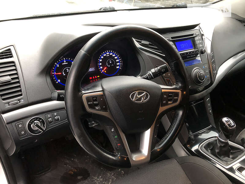 Універсал Hyundai i40 2014 в Тячеві