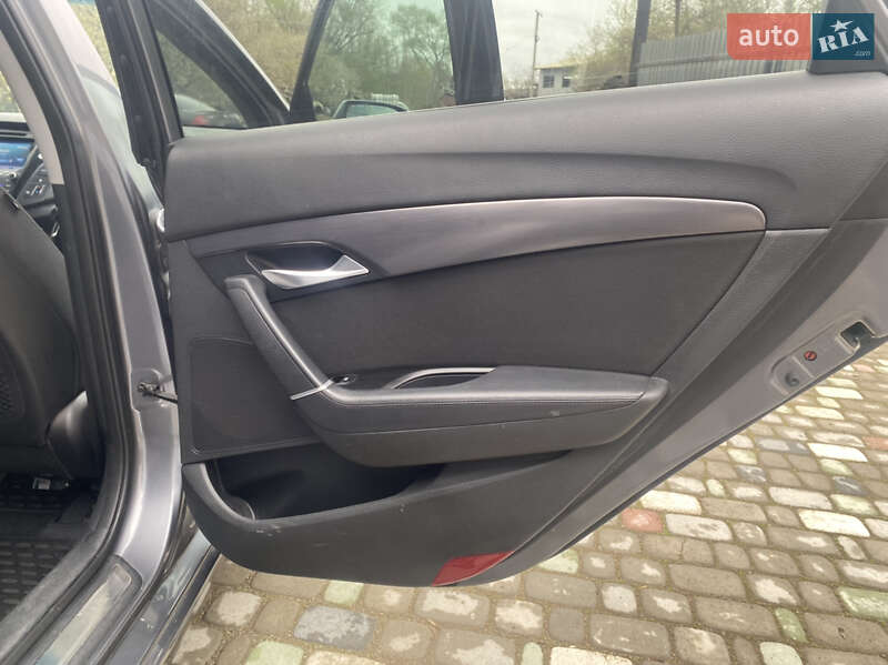 Универсал Hyundai i40 2012 в Вижнице
