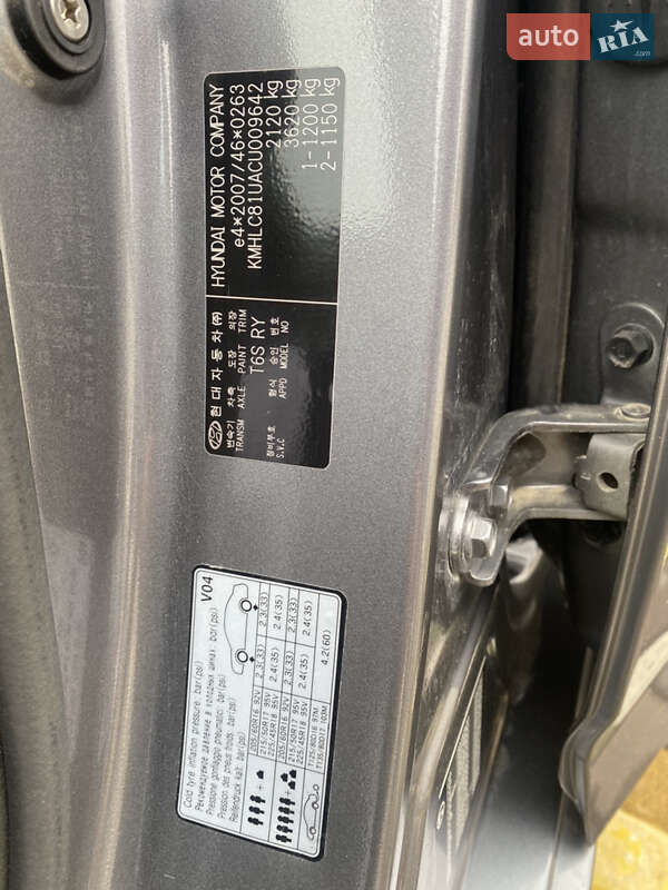 Универсал Hyundai i40 2012 в Вижнице