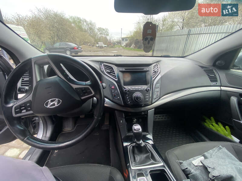 Универсал Hyundai i40 2012 в Вижнице