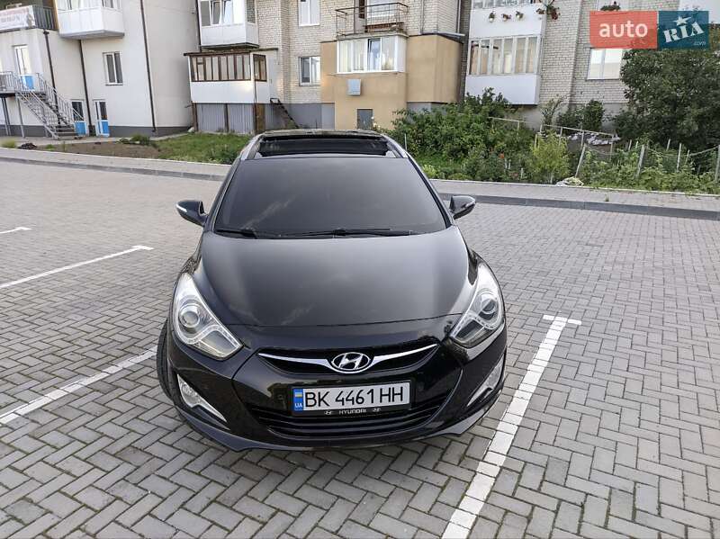 Универсал Hyundai i40 2011 в Дубно