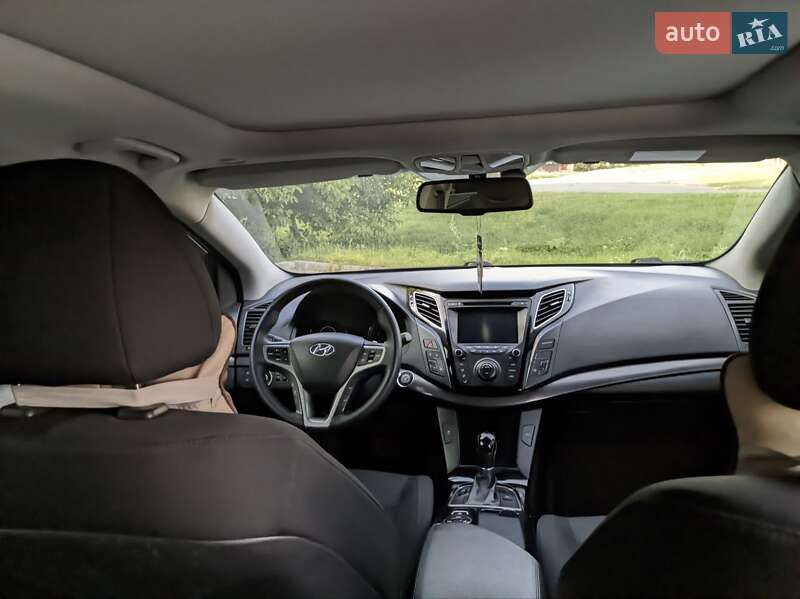 Универсал Hyundai i40 2011 в Дубно