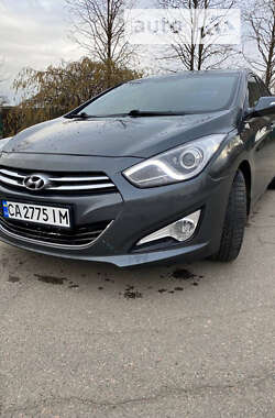 Седан Hyundai i40 2012 в Умані