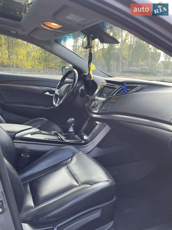 Универсал Hyundai i40 2011 в Маневичах