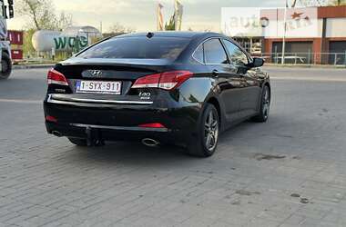 Седан Hyundai i40 2015 в Калуше