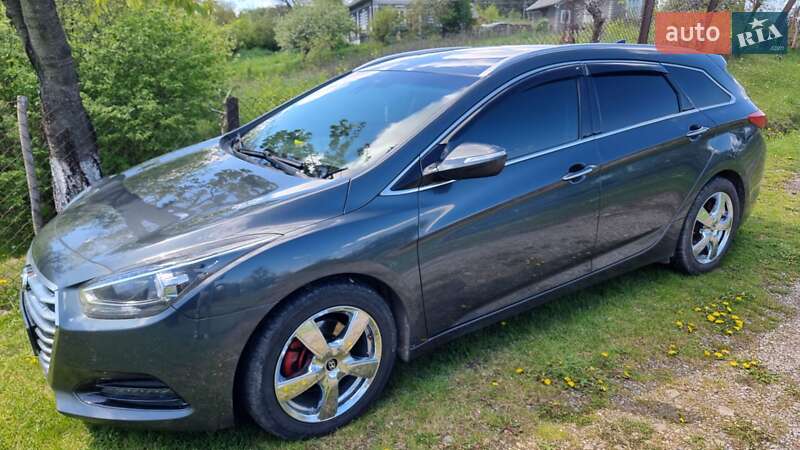 Универсал Hyundai i40 2015 в Черновцах