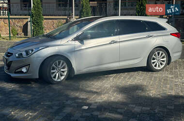 Универсал Hyundai i40 2011 в Золочеве