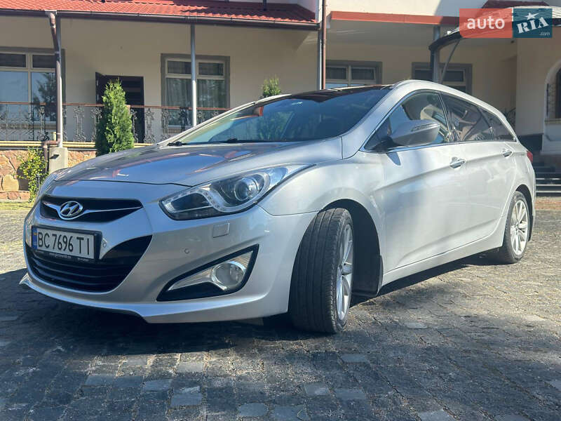Універсал Hyundai i40 2011 в Золочеві