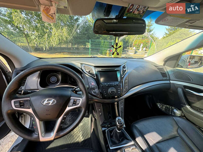 Універсал Hyundai i40 2011 в Золочеві