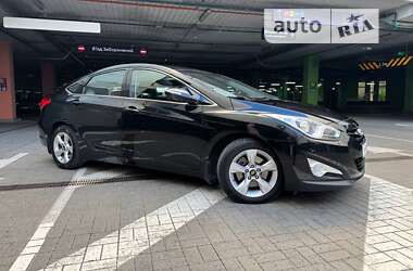 Седан Hyundai i40 2014 в Києві