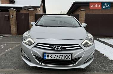 Седан Hyundai i40 2014 в Киеве