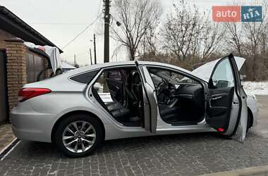 Седан Hyundai i40 2014 в Киеве