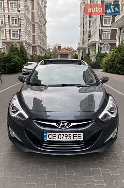 Універсал Hyundai i40 2012 в Чернівцях