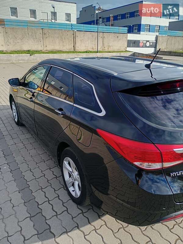 Универсал Hyundai i40 2012 в Шептицькому