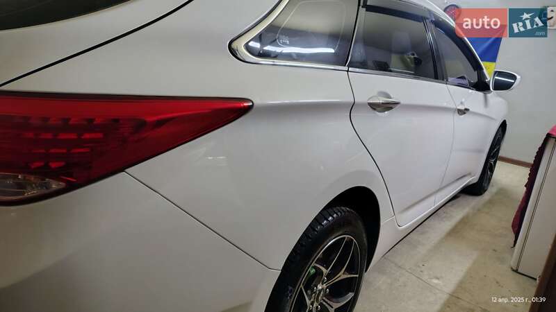Универсал Hyundai i40 2012 в Нетешине