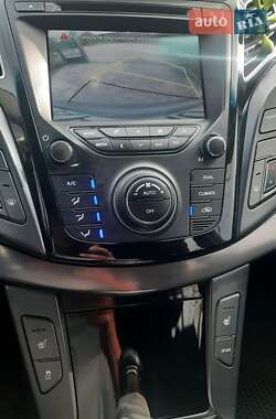 Универсал Hyundai i40 2012 в 