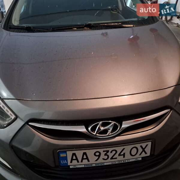 Седан Hyundai i40 2014 в Києві