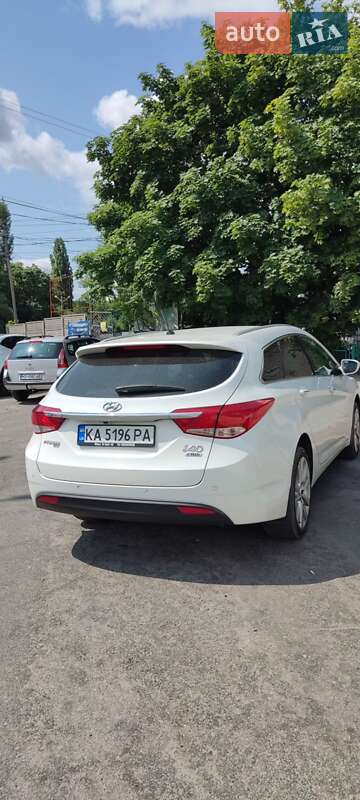 Универсал Hyundai i40 2013 в Днепре