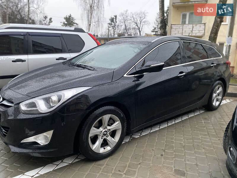 Универсал Hyundai i40 2013 в Львове
