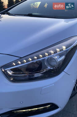 Универсал Hyundai i40 2015 в 