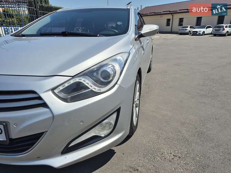 Універсал Hyundai i40 2011 в Києві
