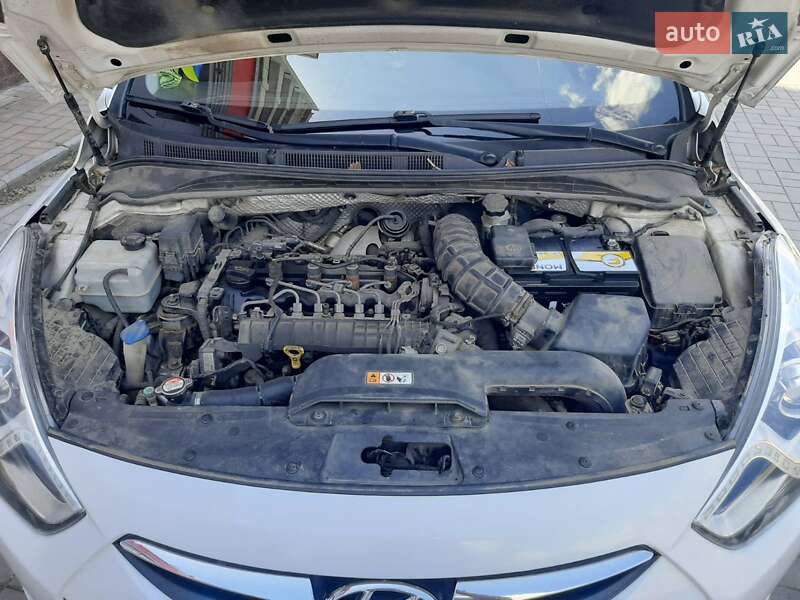 Универсал Hyundai i40 2011 в Херсоне