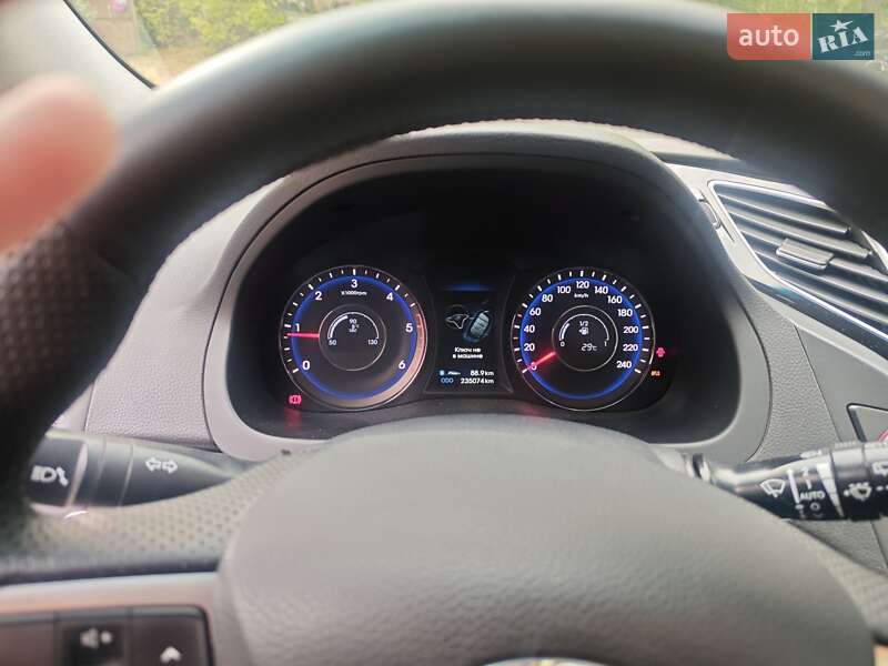 Универсал Hyundai i40 2014 в Днепре фото 11 Универсал Hyundai i40 2014 в Днепре