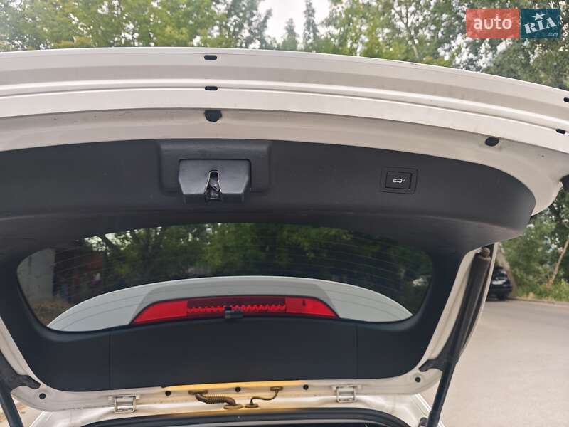 Универсал Hyundai i40 2014 в Днепре фото 16 Универсал Hyundai i40 2014 в Днепре