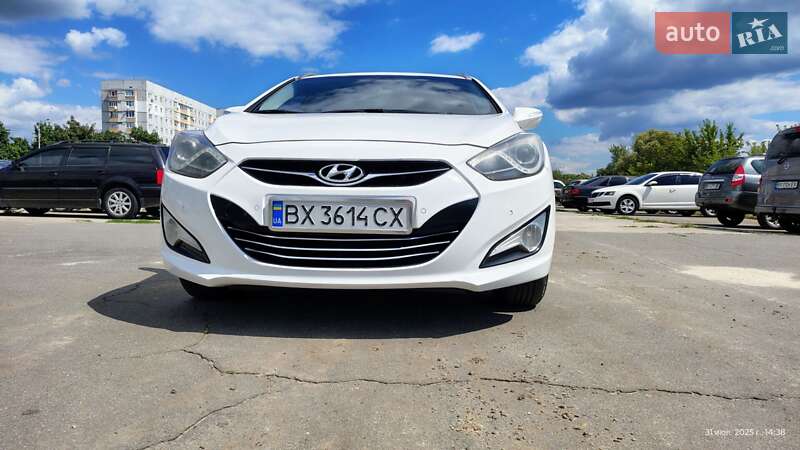 Универсал Hyundai i40 2012 в Нетешине