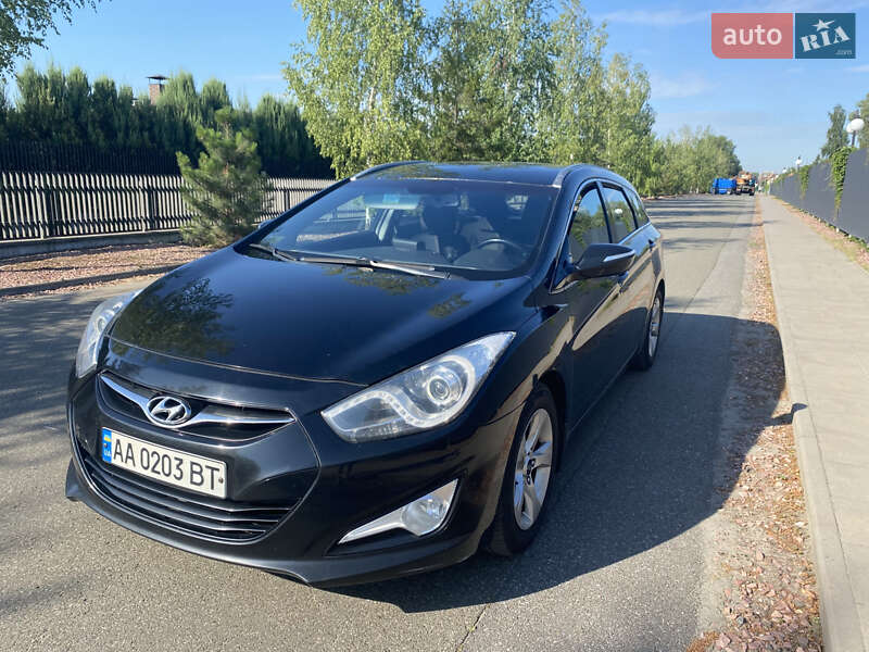 Универсал Hyundai i40 2013 в Киеве