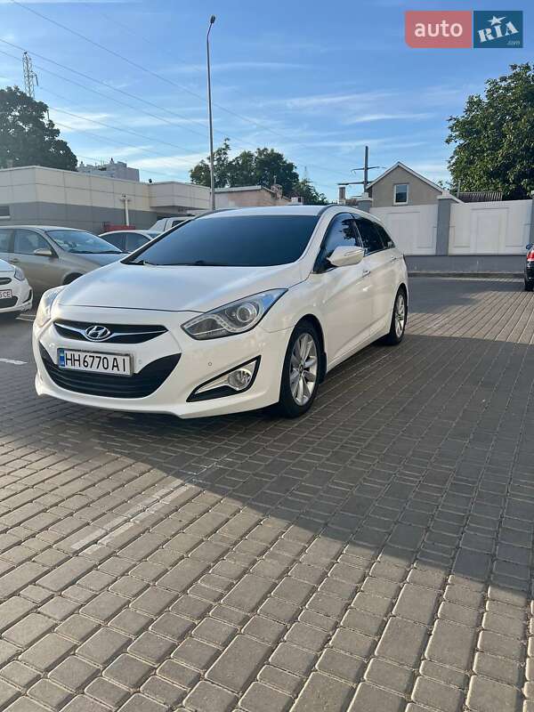 Универсал Hyundai i40 2011 в Одессе