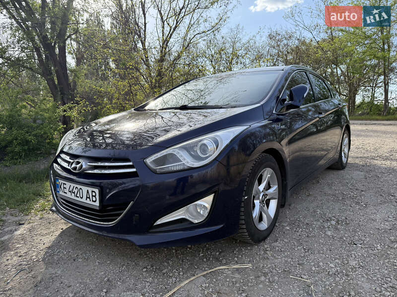 Седан Hyundai i40 2011 в Кривом Роге