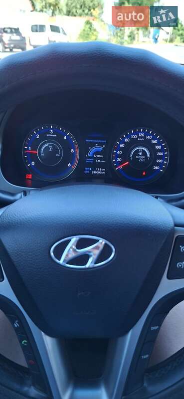 Седан Hyundai i40 2012 в Звягеле фото 4 Седан Hyundai i40 2012 в Звягеле