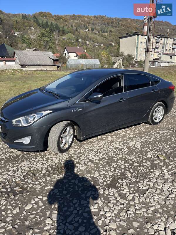 Седан Hyundai i40 2013 в Рахове фото 9 Седан Hyundai i40 2013 в Рахове