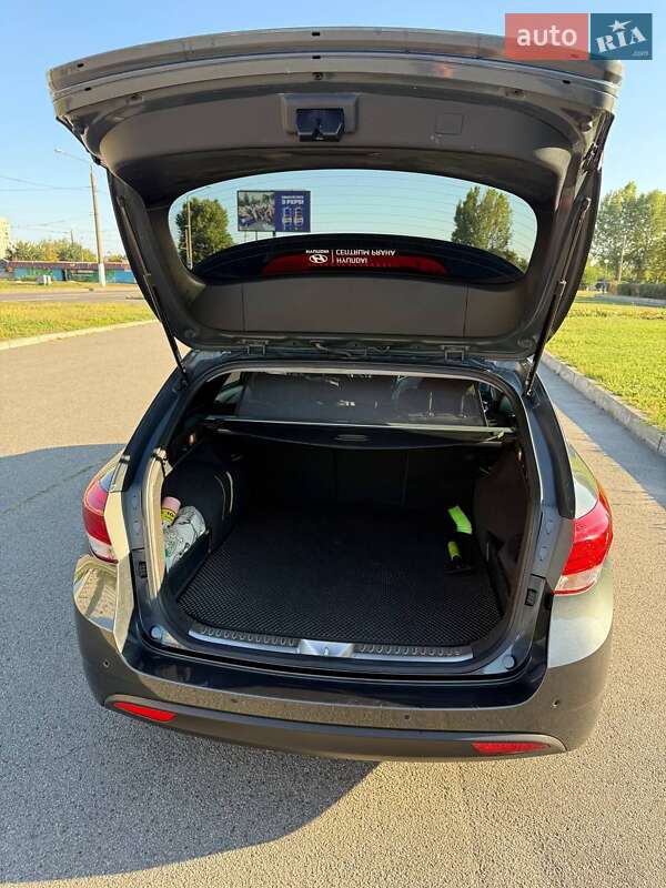 Універсал Hyundai i40 2016 в Харкові