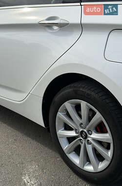 Универсал Hyundai i40 2011 в 