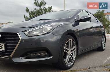 Седан Hyundai i40 2015 в 
