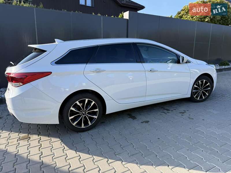 Універсал Hyundai i40 2016 в Дубні фото 23 Універсал Hyundai i40 2016 в Дубні