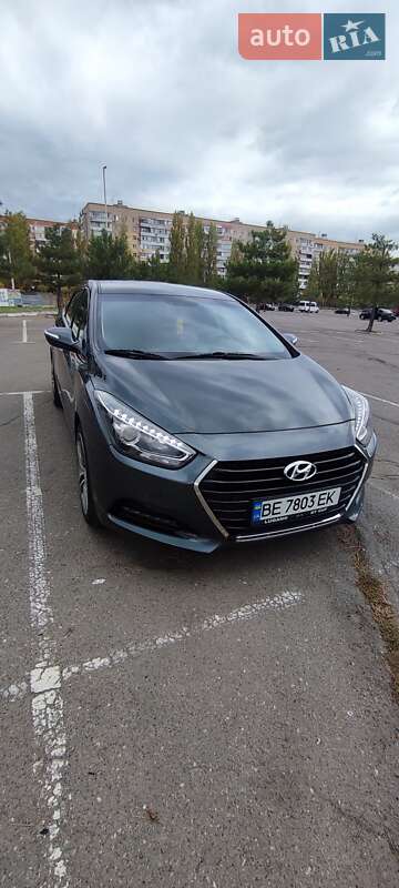 Седан Hyundai i40 2015 в Днепре