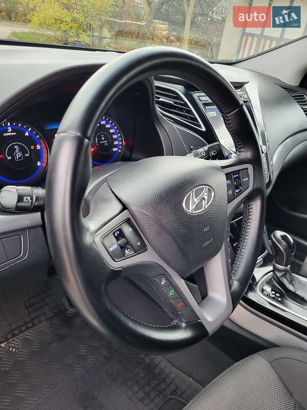 Универсал Hyundai i40 2013 в Ужгороде