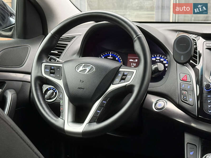 Універсал Hyundai i40 2012 в Черкасах