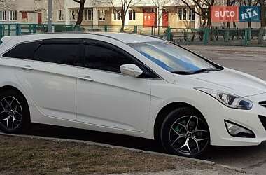 Универсал Hyundai i40 2012 в Нетешине