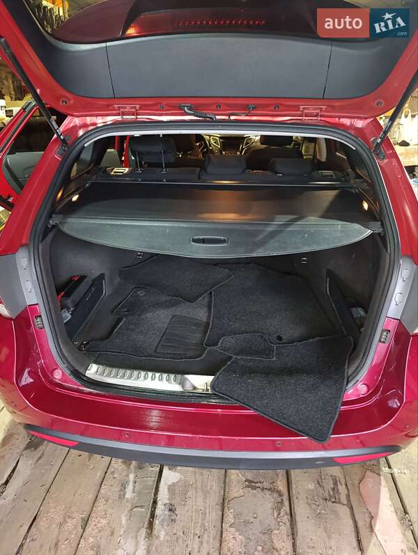 Универсал Hyundai i40 2015 в Житомире